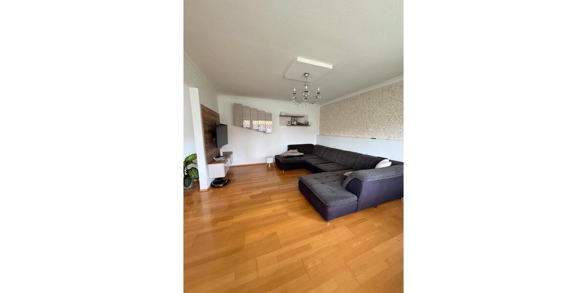 Einfamilienhaus Verl - 7 Zimmer, 215 m&sup2;, 549.000&euro; | Angebot:27230079
