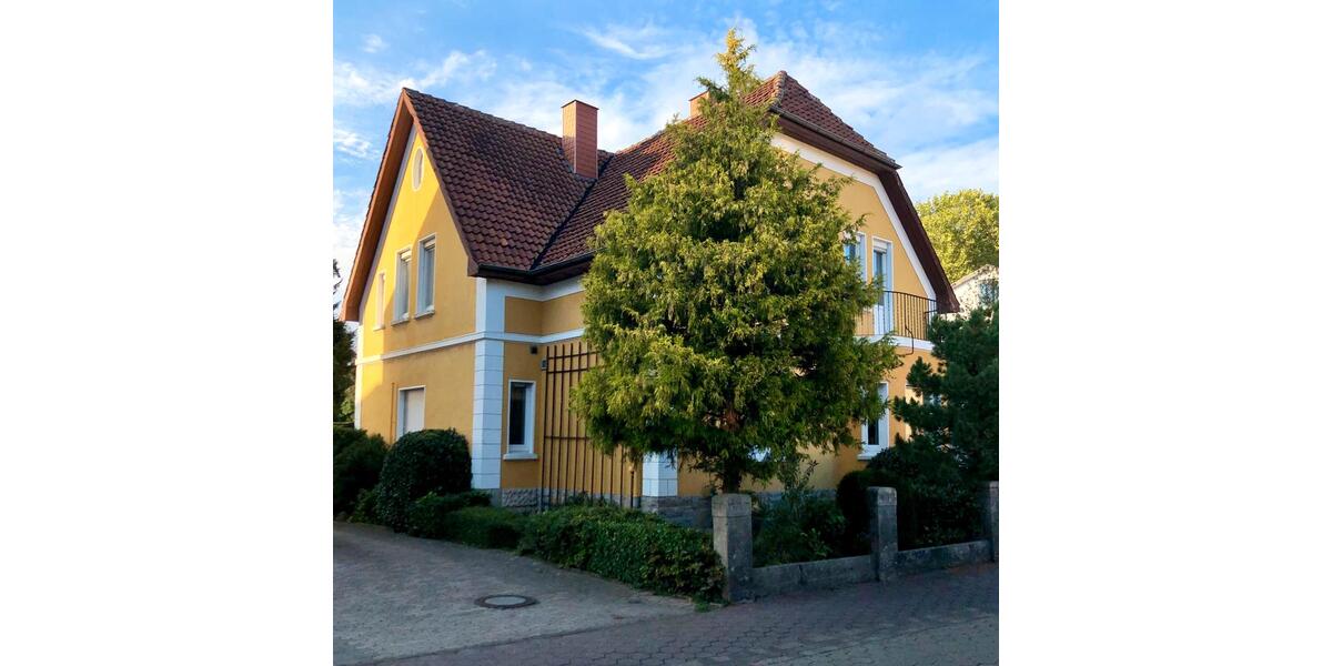 Einfamilienhaus Lage - 6 Zimmer, 180 m&sup2;, 320.000&euro; | Angebot:27457442