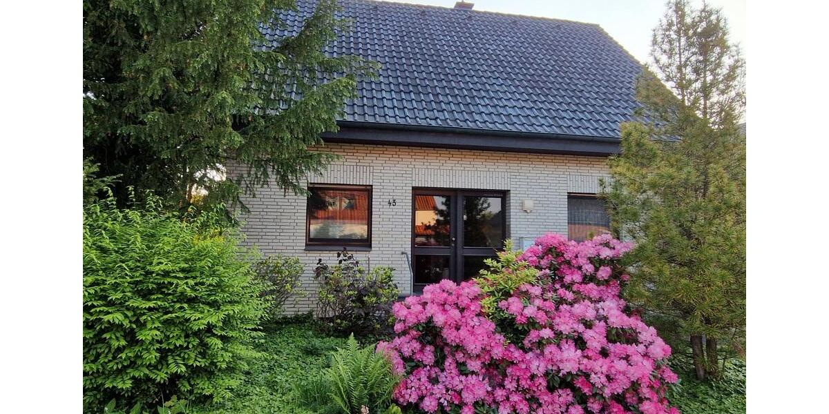 Einfamilienhaus Gütersloh Kattenstroth - 8 Zimmer, 210 m&sup2;, 465.000&euro; | Angebot:27464845
