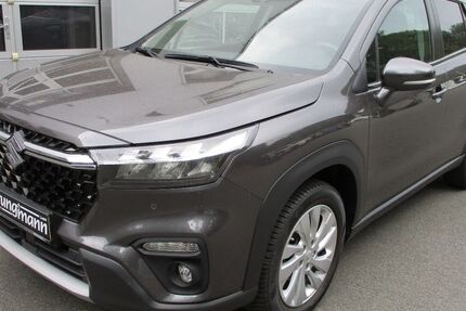 Suzuki (SX4) S-Cross 48.600 km 19.450 &euro; Bielefeld 33689