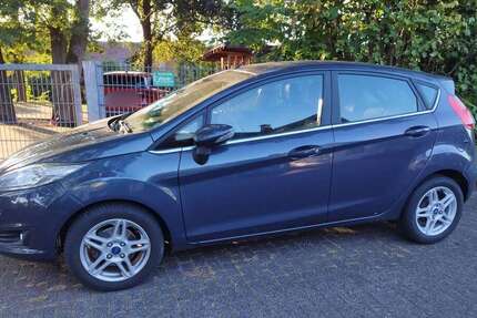 Ford Fiesta 154.000 km 4.400 &euro; Schloß Holte-Stukenbrock, Stadt 33758