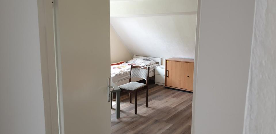 Einfamilienhaus Werther (Westfahlen) - 9 Zimmer, 400 m&sup2;, 1.800&euro; | Angebot:19067826