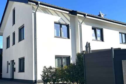 Haus Oerlinghausen - 4 Zimmer, 149 m&sup2;, 450.000&euro; | Angebot:26154195