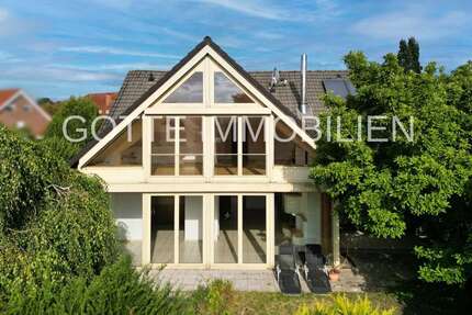 Haus Versmold - 7 Zimmer, 247 m&sup2;, 350.000&euro; | Angebot:27193609