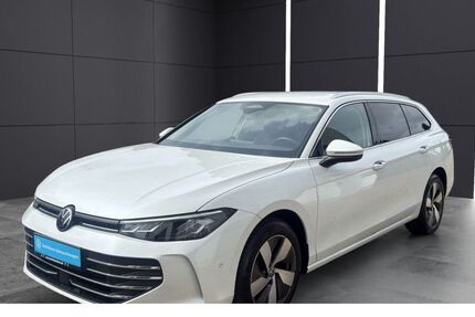 VW Passat Variant 17.009 km 30.435 &euro; Bielefeld 33613