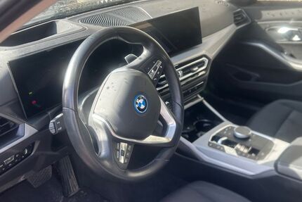 BMW ActiveHybrid 3 31.000 km 32.250 &euro; Bielefeld 33649