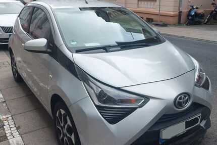 Toyota Aygo (X) 103.000 km 7.100 &euro; Bielefeld 33602