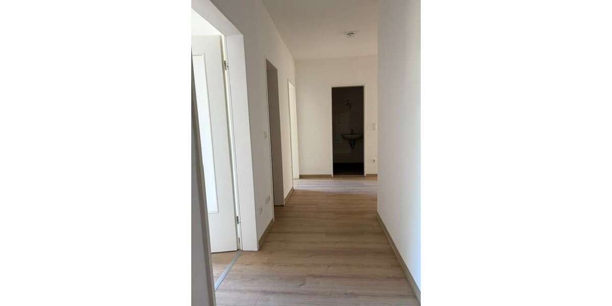 Etagenwohnung Lippstadt Overhagen - 3 Zimmer, 73 m&sup2;, 559&euro; | Angebot:27427031