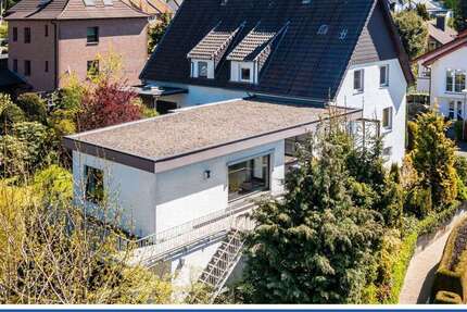 Haus Oerlinghausen - 9 Zimmer, 196 m&sup2;, 385.000&euro; | Angebot:26745736