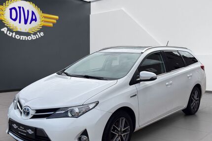 Toyota Auris 103.000 km 12.999 &euro; Bielefeld 33647