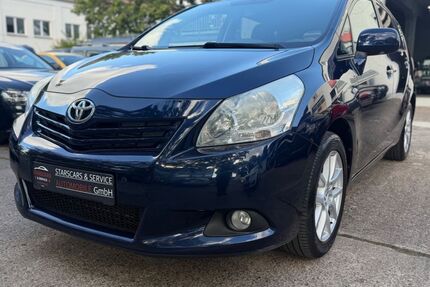 Toyota Verso 194.000 km 5.650 &euro; Lage 32791