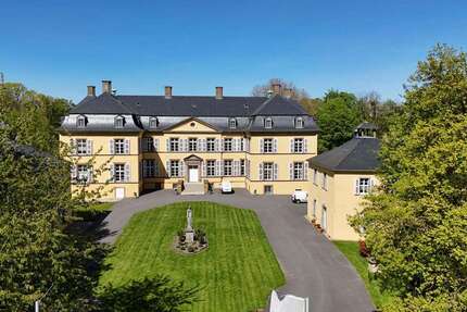 Haus Wadersloh - 40 Zimmer, 2.752 m&sup2;, 1.390.000&euro; | Angebot:27479031