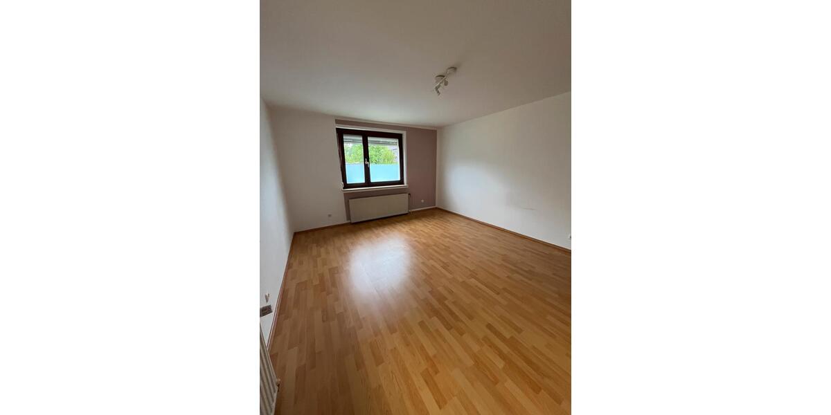 Hochparterre Bielefeld Schildesche - 3 Zimmer, 65 m&sup2;, 210.000&euro; | Angebot:27290676