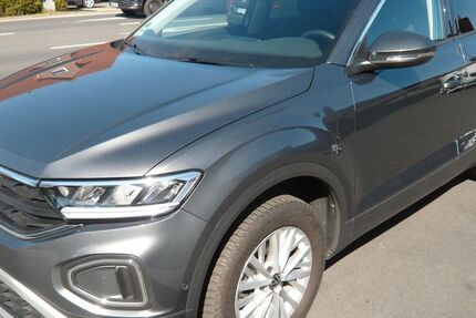 VW T-Roc 32.578 km 25.499 &euro; Beelen 48361