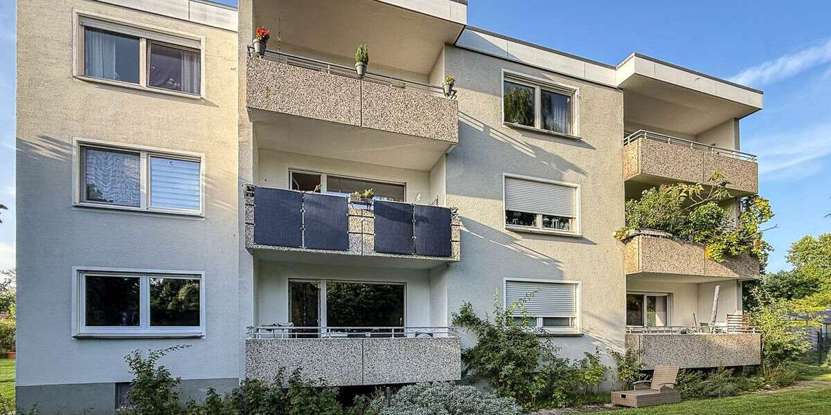 Etagenwohnung Bielefeld Schildesche - 4 Zimmer, 101 m&sup2;, 880&euro; | Angebot:27451191
