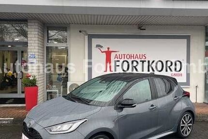 Toyota Yaris 2.980 km 27.490 &euro; Bielefeld 33689