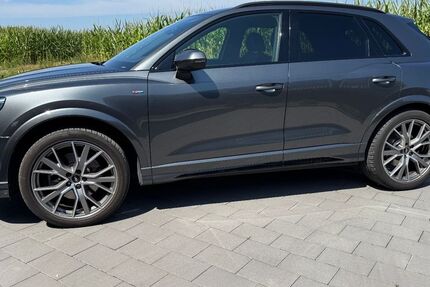 Audi Q3 23.000 km 34.499 &euro; Rheda-Wiedenbrück 33378