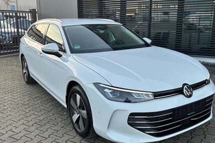 VW Passat Variant 36.864 km 27.360 &euro; Schloß Holte-Stukenbrock 33758
