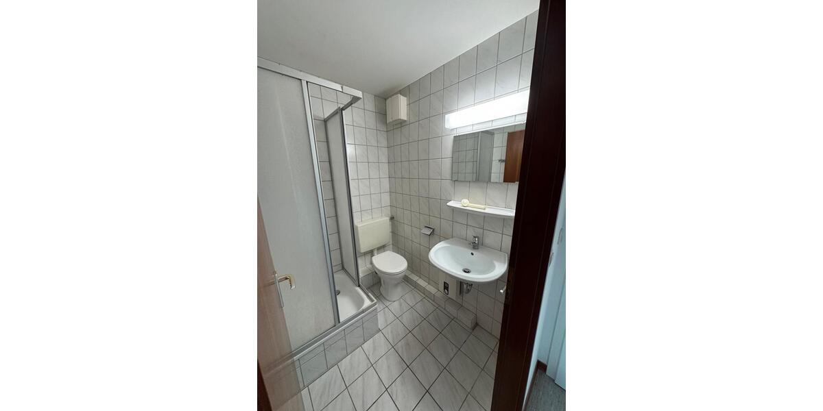 Dachgeschoßwohnung Bielefeld Heepen - 1.5 Zimmer, 28 m&sup2;, 85.000&euro; | Angebot:27440010