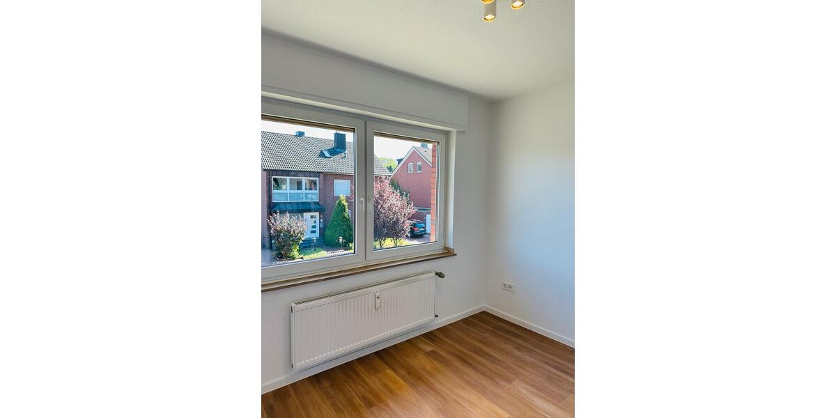 Mehrfamilienhaus, Wohnhaus Ennigerloh - 7 Zimmer, 185 m&sup2;, 420.000&euro; | Angebot:27417141