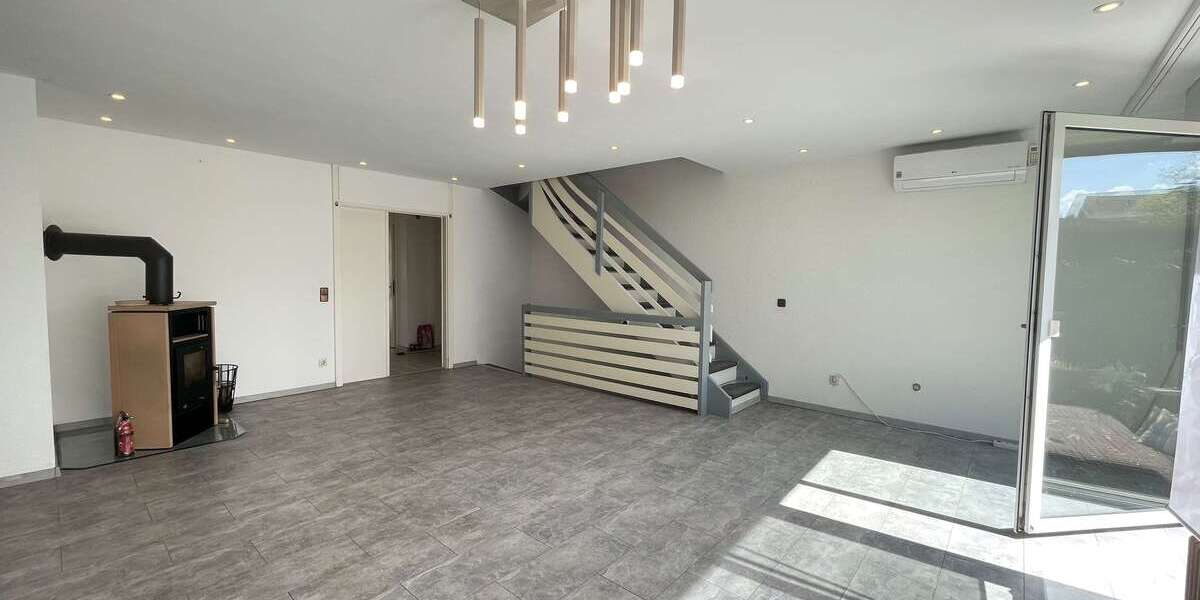 Einfamilienhaus Lippstadt Overhagen - 3 Zimmer, 96 m&sup2;, 250.000&euro; | Angebot:27476182