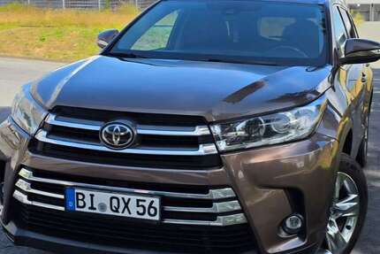 Toyota Highlander 135.000 km 25.700 &euro; Bielefeld 33689