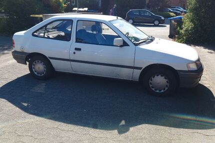 Ford Escort 110.000 km 2.100 &euro; Gütersloh 33334