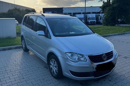 VW Touran 305.712 km 3.150 &euro; Bielefeld 33605