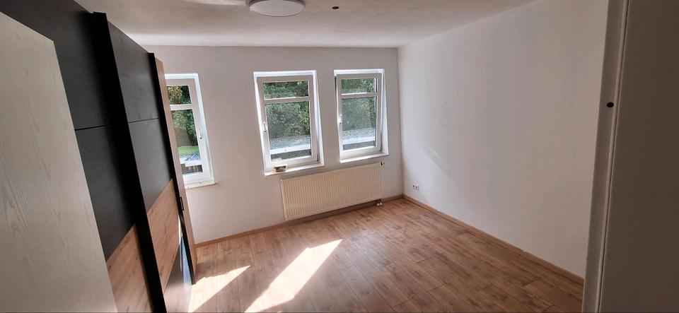 Etagenwohnung Halle - 3 Zimmer, 73 m&sup2;, 200.000&euro; | Angebot:27496401