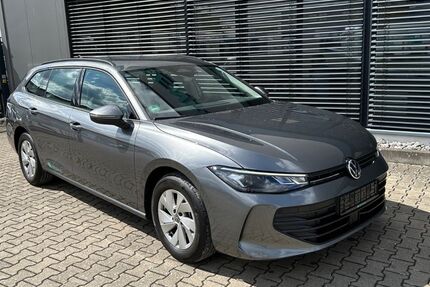 VW Passat Variant 42.149 km 24.980 &euro; Schloß Holte-Stukenbrock 33758