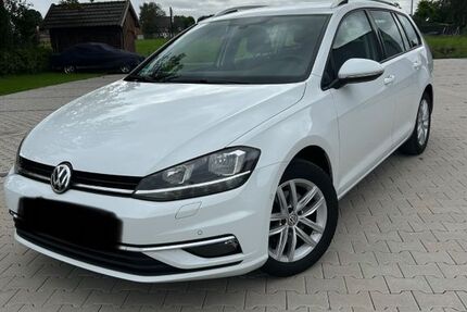 VW Golf 140.000 km 17.200 &euro; Oelde 59302