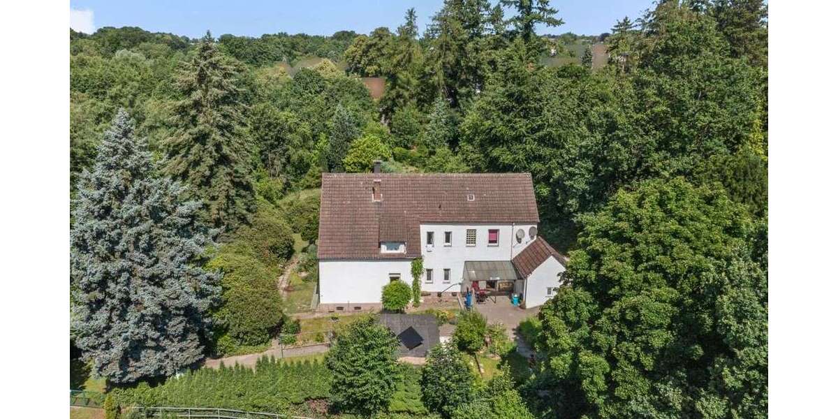 Einfamilienhaus Bielefeld Heepen - 13 Zimmer, 320 m&sup2;, 399.000&euro; | Angebot:21322359