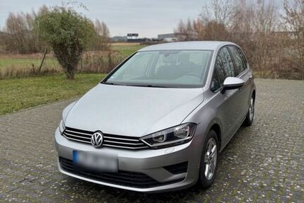VW Golf Sportsvan 138.000 km 11.900 &euro; Lage 32791