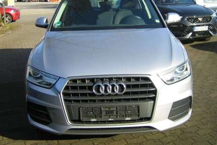 Audi Q3 147.000 km 12.400 &euro; Bielefeld 33659