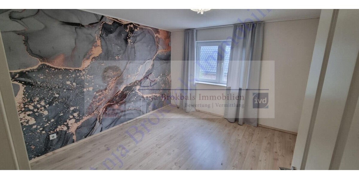 PREVIEW Junge DHH mit Garage in Spexard - provisionsfrei für Käufer - Doppelhaushälfte Gütersloh Isselhorst | Angebot:22286828