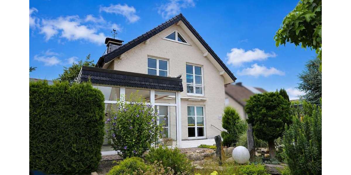 Einfamilienhaus Lage - 5 Zimmer, 181 m&sup2;, 395.000&euro; | Angebot:27113367