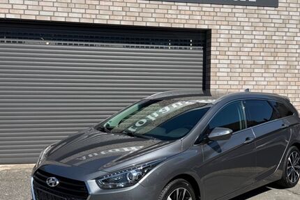 Hyundai i40 117.000 km 10.499 &euro; Rheda-Wiedenbrück 33378