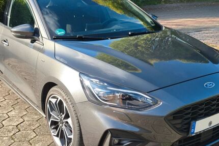 Ford Focus 71.000 km 16.799 &euro; Lage 32791