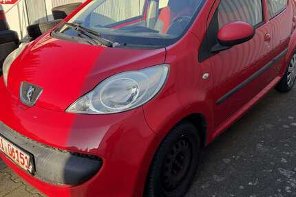 Peugeot 107 172.000 km 999 &euro; Bielefeld 33647