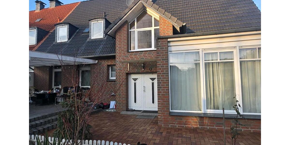 Doppelhaushälfte Bielefeld Senne - 8 Zimmer, 180 m&sup2;, 500.000&euro; | Angebot:27490060
