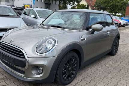 Mini One 82.300 km 11.950 &euro; BIELEFELD 33659