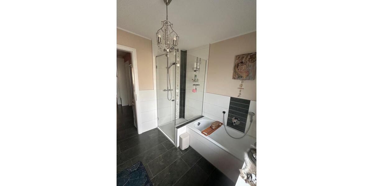 Erdgeschoßwohnung Lippstadt Overhagen - 3 Zimmer, 82 m&sup2;, 269.000&euro; | Angebot:27472233