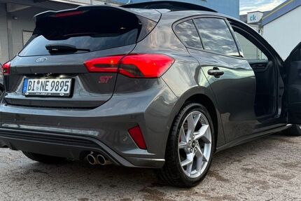 Ford Focus 155.300 km 14.990 &euro; Bielefeld 33607
