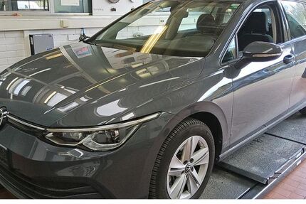 VW Golf 9.220 km 23.480 &euro; Bielefeld 33689