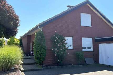 Haus Delbrück - 7 Zimmer, 141 m&sup2;, 375.000&euro; | Angebot:27279223