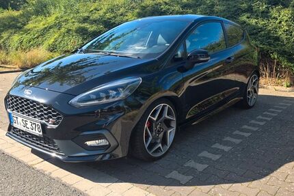 Ford Fiesta 24.600 km 17.990 &euro; Rheda-Wiedenbrück 33378