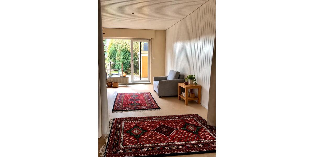 Einfamilienhaus Lage - 6 Zimmer, 180 m&sup2;, 320.000&euro; | Angebot:27457442