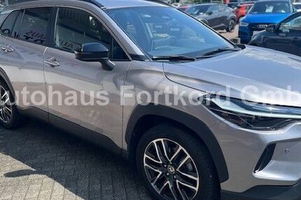 Toyota Corolla Cross 4.850 km 38.490 &euro; Bielefeld 33689