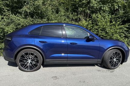 Porsche Macan 21.800 km 86.900 &euro; Bad Rothenfelde 49214