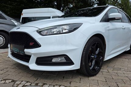 Ford Focus 147.999 km 10.999 &euro; Warendorf 48231